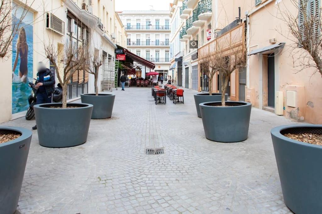C16 - 2 Bdr Rue Antibes 4 Min Palais Festivals - Ac & Terrace Appartement Cannes Buitenkant foto